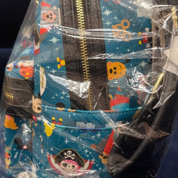 Disney x loungefly backpack - Picture 3 of 6